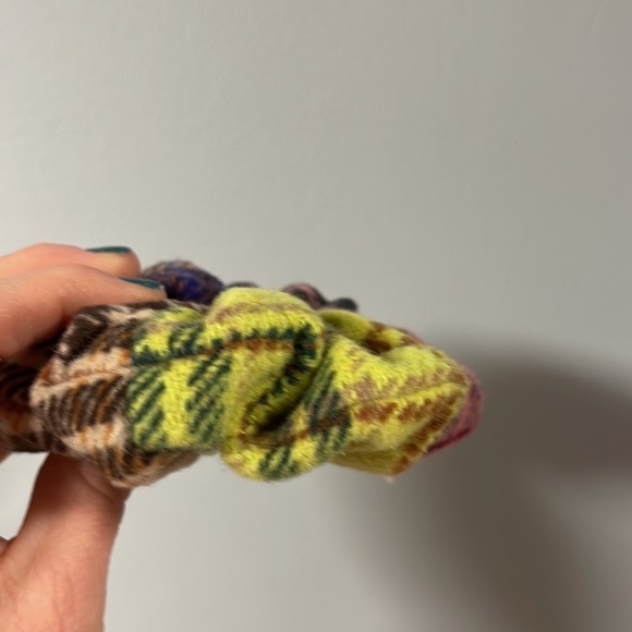 Lele Sadoughi oversized Flannel Multi Plaid Scrunchie new with tag and dust bag - Picture 6 of 7